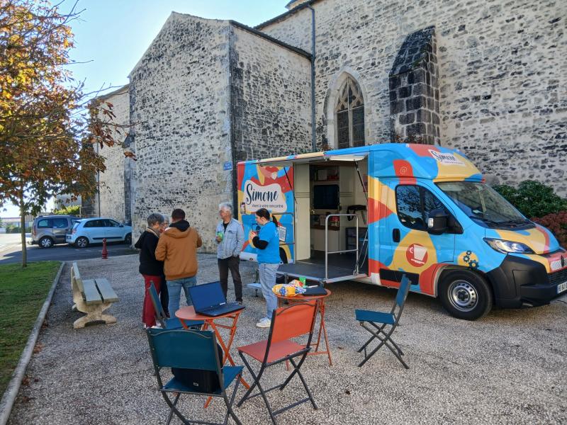 Simone "Clic & papote"