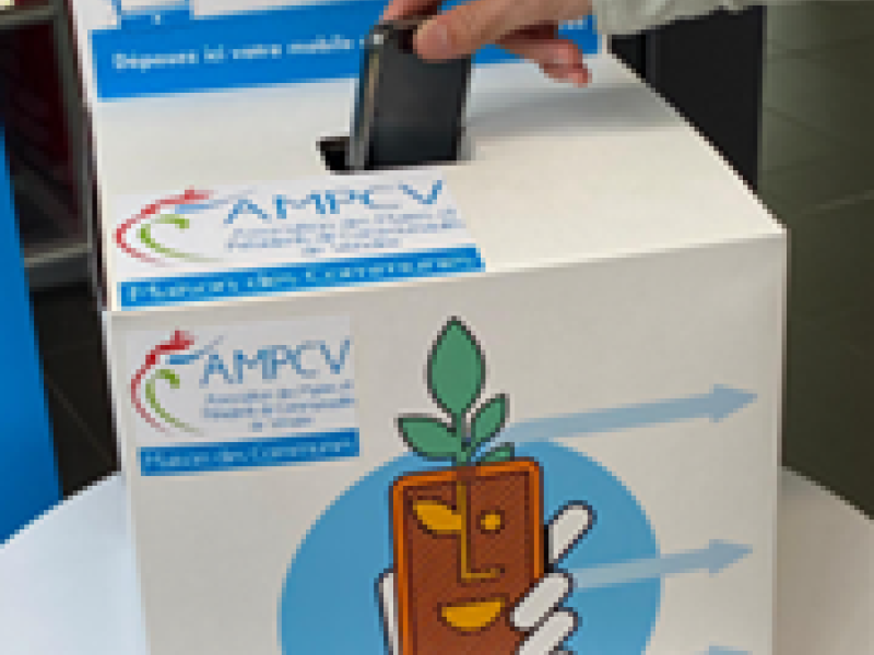 Collecte de mobiles usagés